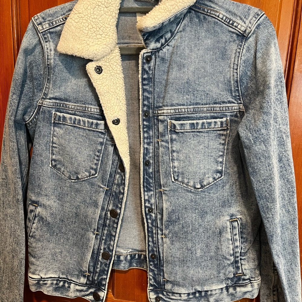 Vintage Gap Denim Sherpa-Lined Jacket
